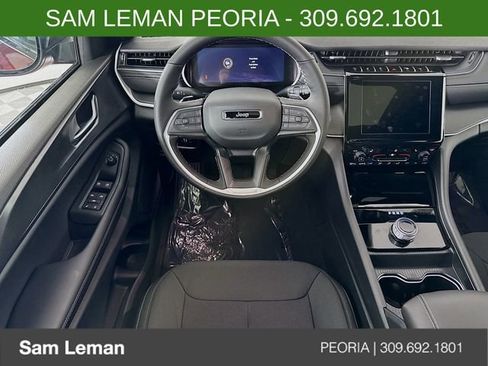 New 2025 Jeep Grand Cherokee Laredo w/ Luxury Tech Group I image 22