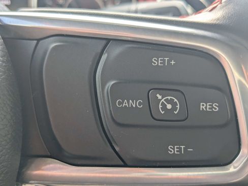 Used 2021 Jeep Wrangler Unlimited Rubicon AWD/4WD image 36