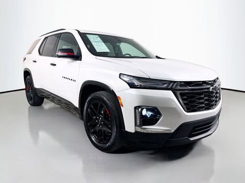 Used 2023 Chevrolet Traverse Premier w/ Redline Edition image 3