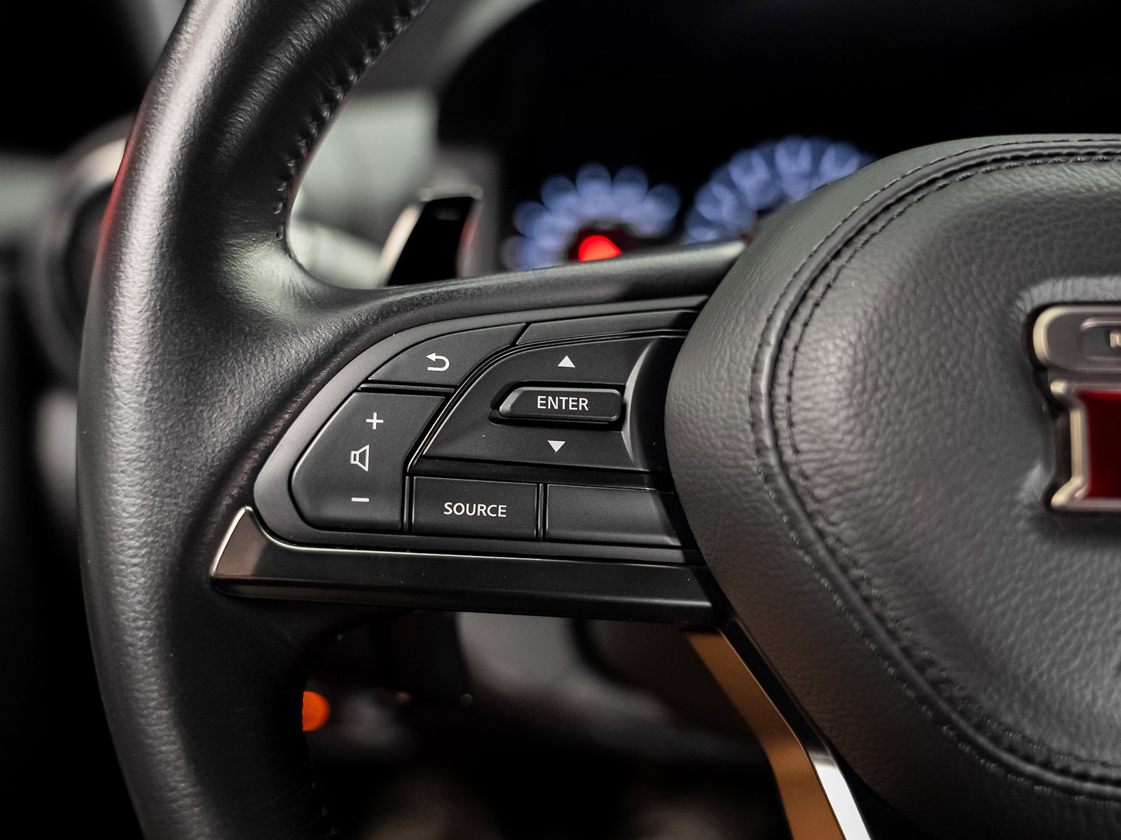 Used 2023 Nissan GT-R Premium AWD/4WD image 45