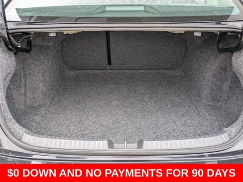 Used 2025 Volkswagen Jetta SE FWD image 26