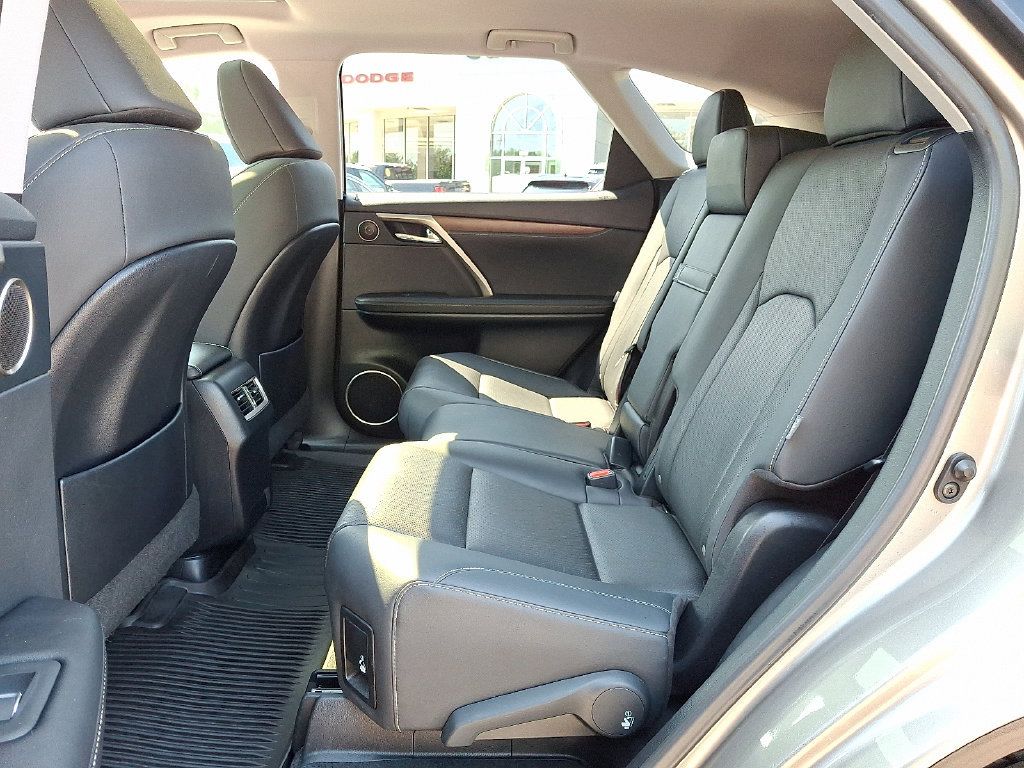 Used 2021 Lexus RX 350L Premium w/ Premium Package AWD/4WD image 10