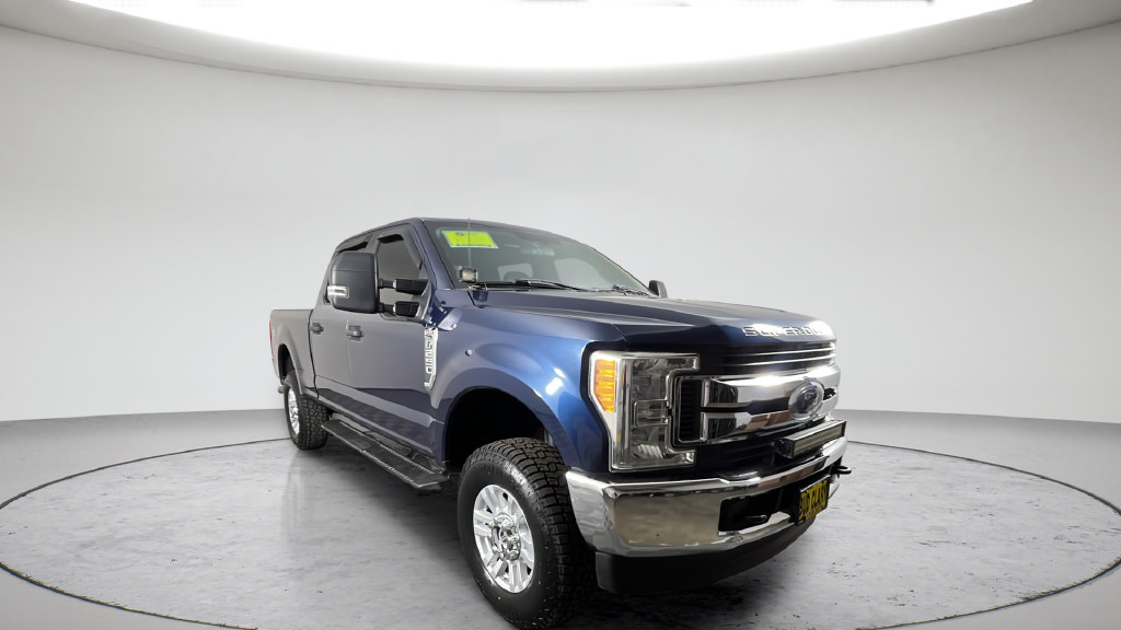 Used 2017 Ford F250 XL w/ STX Appearance Package AWD/4WD image 11