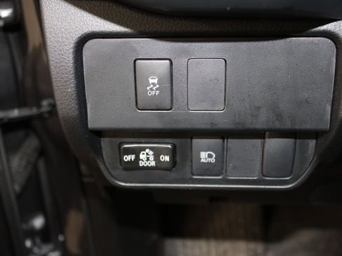 Used 2023 Toyota Tacoma SR w/ SR Convenience Package image 23