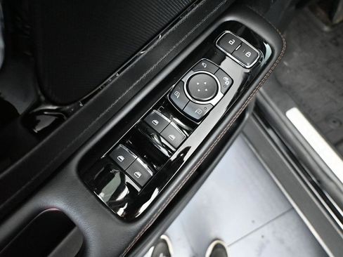 Used 2023 Lincoln Aviator Reserve image 19