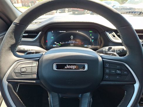 Used 2024 Jeep Grand Cherokee Limited 4xe AWD/4WD image 19