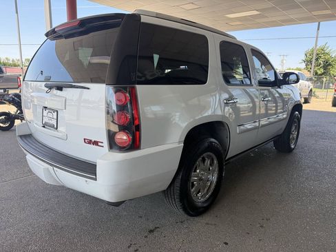 Used 2007 GMC Yukon Denali AWD/4WD image 16
