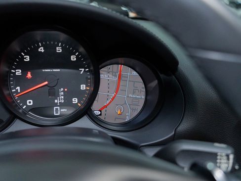 Used 2014 Porsche Cayman RWD image 34