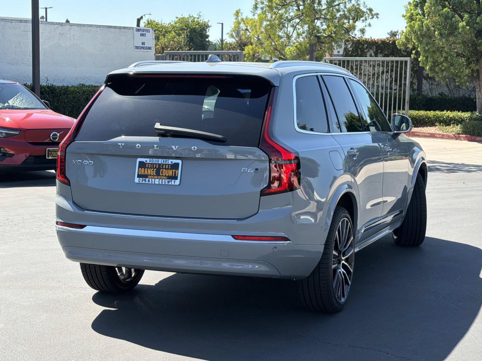 New 2027 Volvo XC90 B6 Plus AWD/4WD image 6
