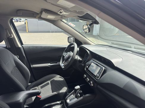 Used 2021 Nissan Kicks S FWD image 18