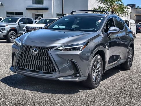 Used 2025 Lexus NX 250 FWD w/ Accessory Package (2T) image 4