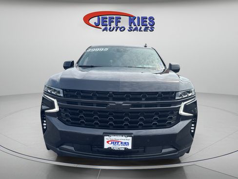 Used 2024 Chevrolet Tahoe LS AWD/4WD image 3