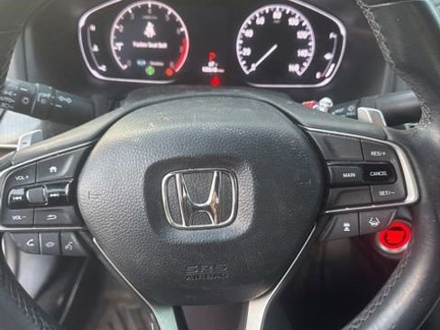 Used 2019 Honda Accord Sport image 8