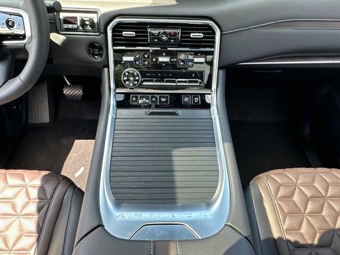 New 2025 Nissan Armada Platinum Reserve AWD/4WD image 14