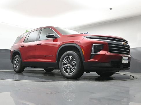 New 2026 Chevrolet Traverse LT w/ Driver Confidence Package image 24