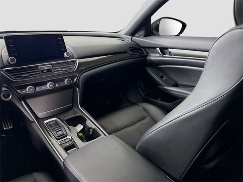 Used 2022 Honda Accord Sport image 21