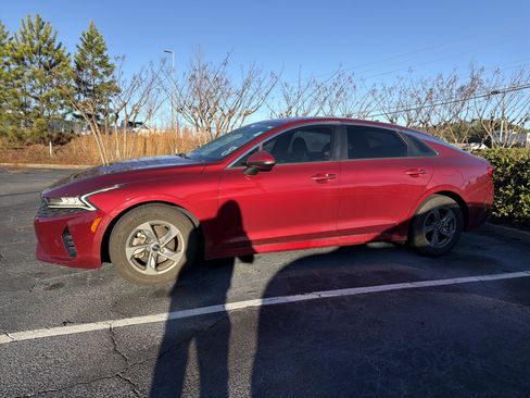 Used 2022 Kia K5 LX image 4