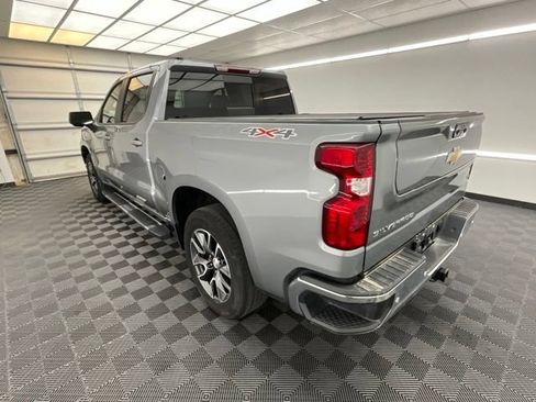 Used 2024 Chevrolet Silverado 1500 LT AWD/4WD image 23