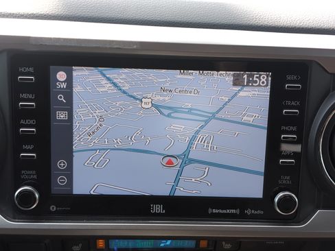 Certified 2022 Toyota Tacoma Limited image 23