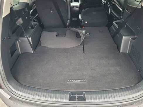 Used 2021 Kia Telluride EX w/ EX Premium Package image 8