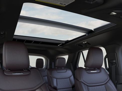 New 2026 Ford Explorer Platinum image 38