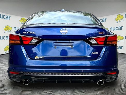 Used 2024 Nissan Altima 2.5 SR AWD/4WD image 7