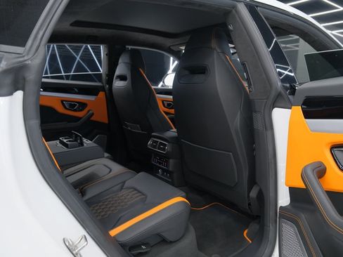 Used 2023 Lamborghini Urus S AWD/4WD image 36