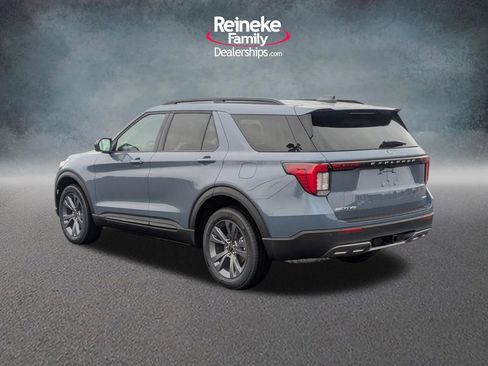 New 2026 Ford Explorer Active AWD/4WD image 8