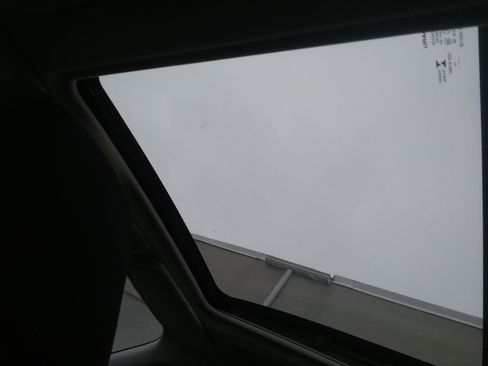 Used 2014 Subaru Forester 2.5i Premium w/ All-Weather Package image 10