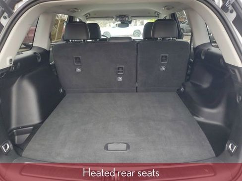 Used 2023 Jeep Grand Cherokee Limited image 11