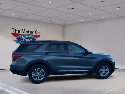 Certified 2023 Ford Explorer XLT w/ Equipment Group 202A