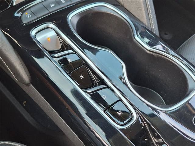 Used 2023 Buick Envision Essence FWD image 12