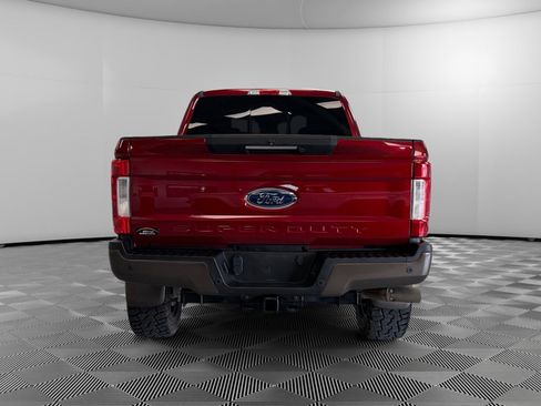 Used 2017 Ford F250 King Ranch w/ FX4 Off-Road Package AWD/4WD image 7