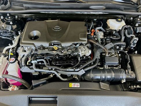 Used 2025 Toyota Camry XSE w/ Premium Package FWD image 28