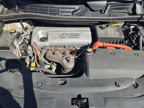 Used 2011 Lexus HS 250h image 31