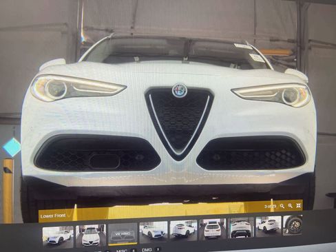 Used 2019 Alfa Romeo Stelvio Ti AWD/4WD image 2
