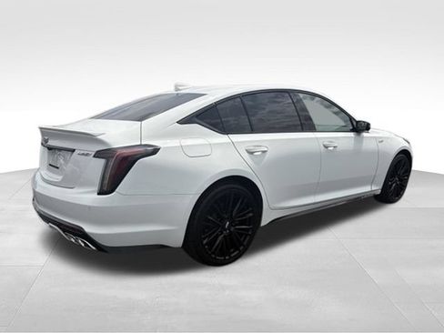 Used 2022 Cadillac CT5 V w/ LPO, ONYX Package AWD/4WD image 17