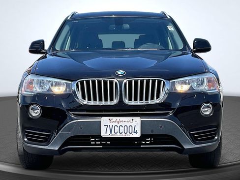 Used 2017 BMW X3 sDrive28i RWD image 3