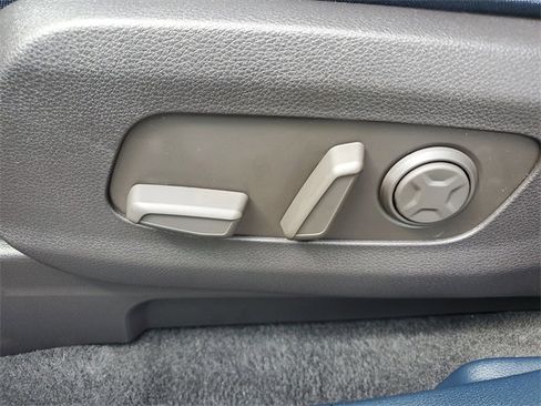 New 2026 Kia Carnival SX image 19