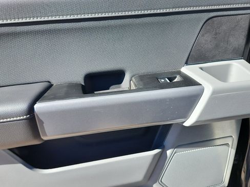 Used 2025 Ford F150 XLT w/ Equipment Group 301A Standard image 15