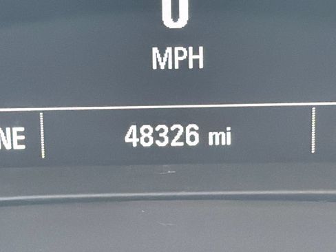 Used 2021 Chevrolet Malibu LT FWD image 19