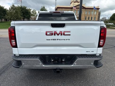 New 2026 GMC Sierra 1500 SLE w/ Preferred Package AWD/4WD image 4