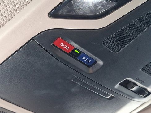 Used 2023 Subaru Legacy Premium image 25