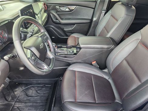 Certified 2024 Chevrolet Blazer RS w/ Driver Confidence II Package image 14