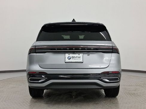 Used 2026 Lincoln Nautilus Reserve AWD/4WD image 10