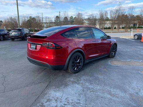 Used 2024 Tesla Model X image 12