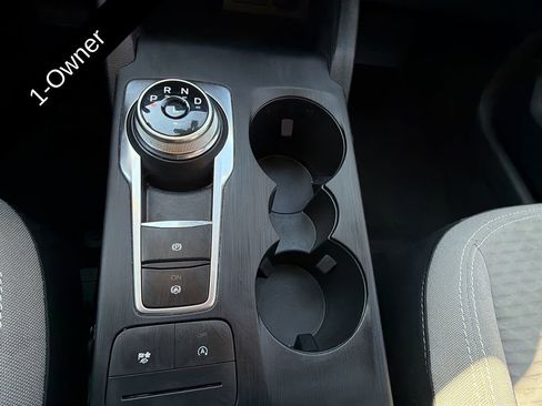 Used 2022 Ford Escape SE w/ SE Sport Appearance Package image 34