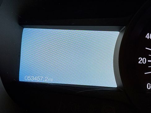 Used 2024 Ford Edge SEL image 16