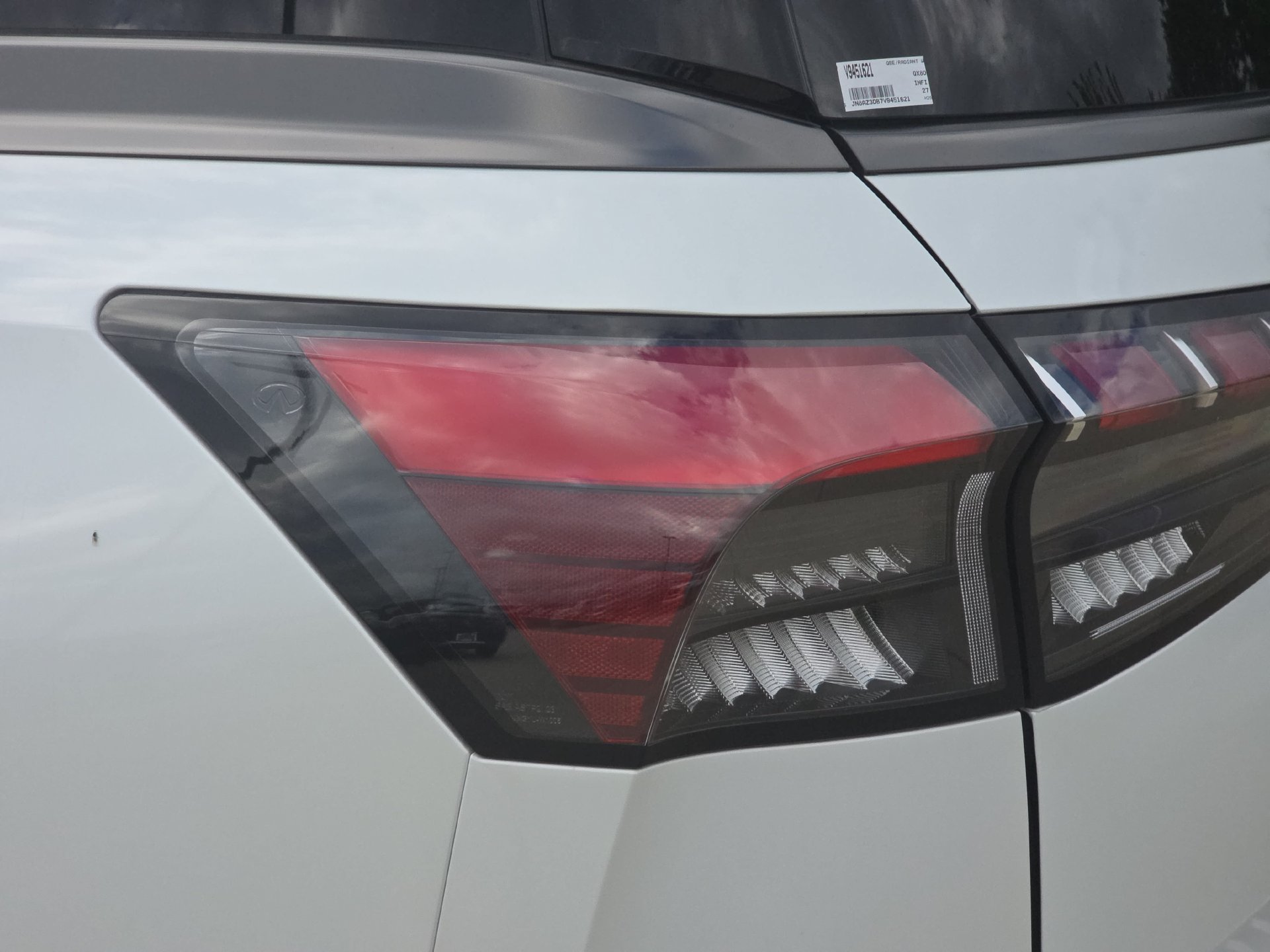 New 2027 INFINITI QX80 Sensory AWD/4WD image 33