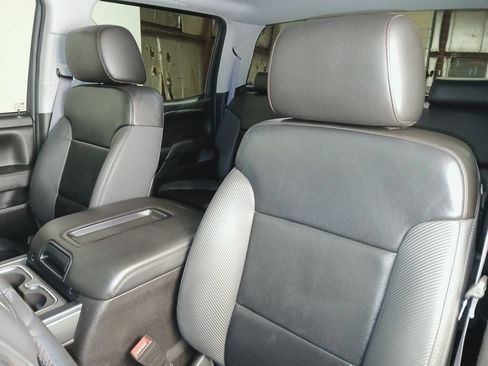 Used 2015 GMC Sierra 1500 SLT w/ All-Terrain Package AWD/4WD image 11